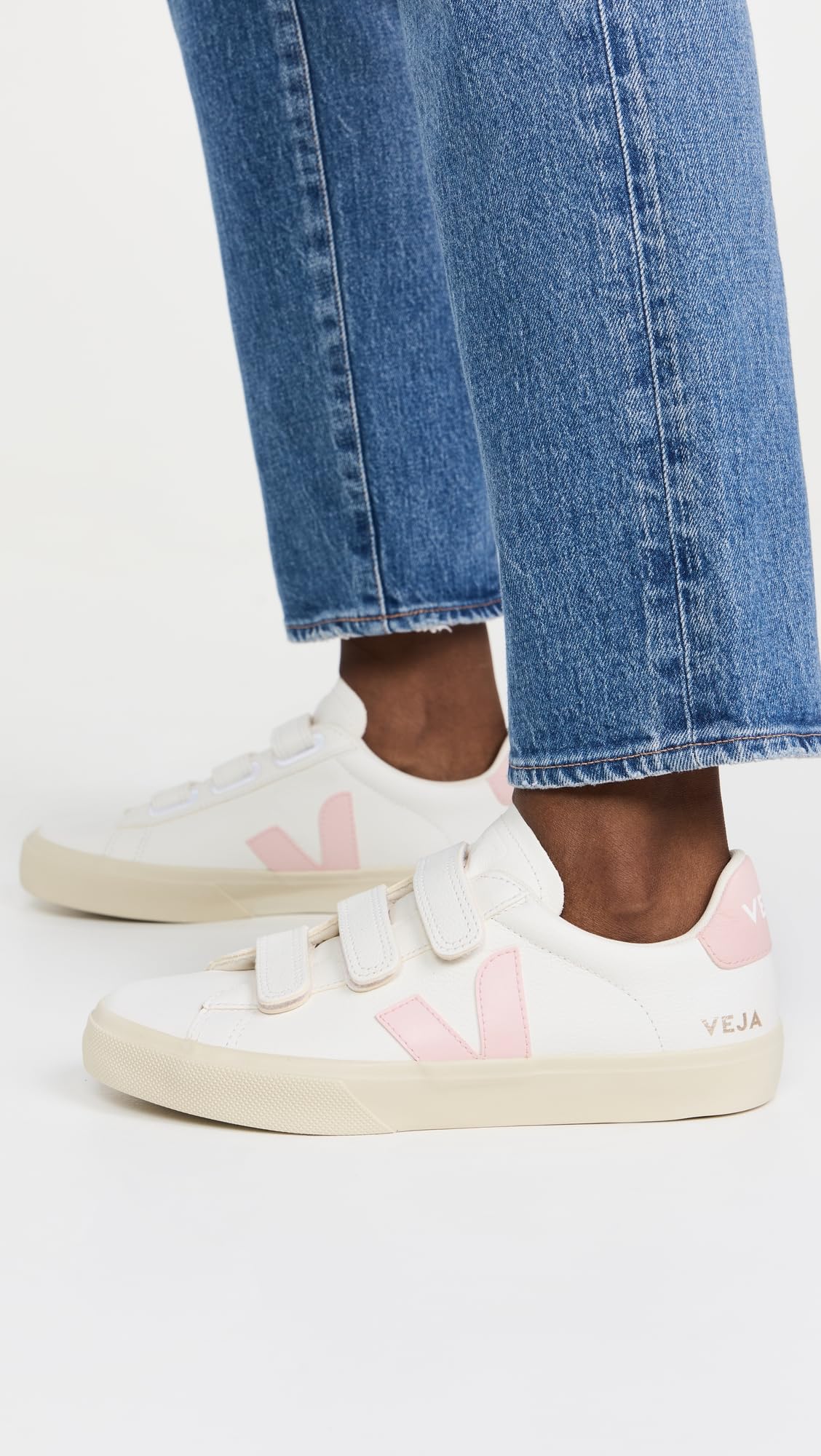 Veja Women's Recife Logo Sneakers